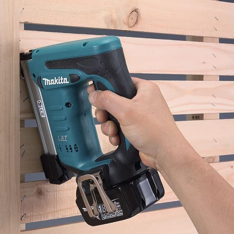 Makita DST221RTJ Avis - Sélectionner l'image 2