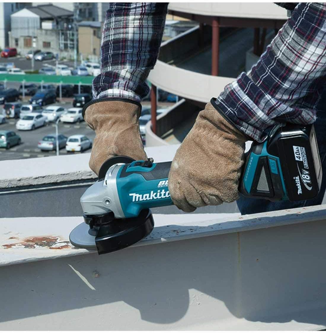 Makita DGA504ZJ Reseña - Seleccionar imagen 2