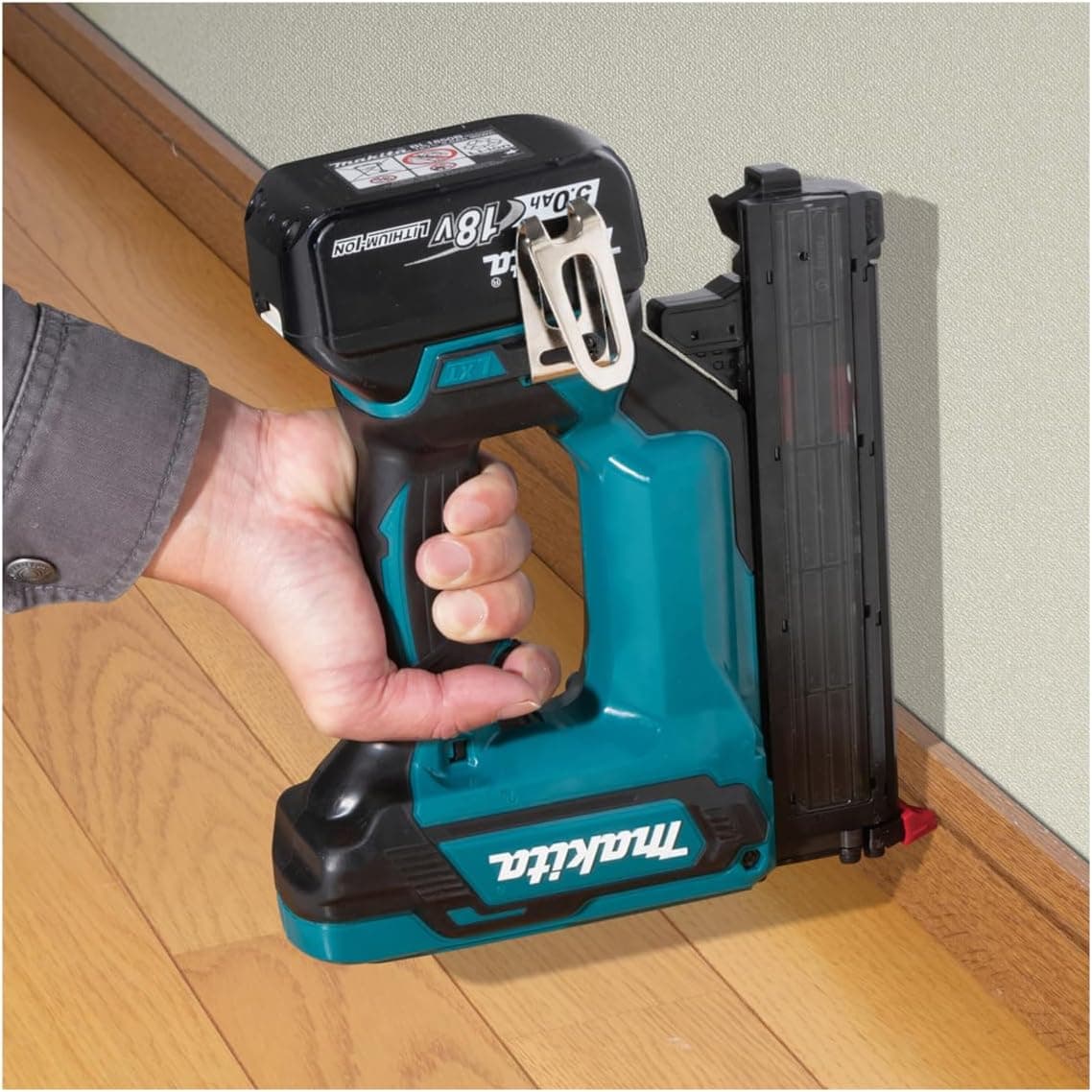 Makita DFN350ZJ Avis - Sélectionner l'image 3