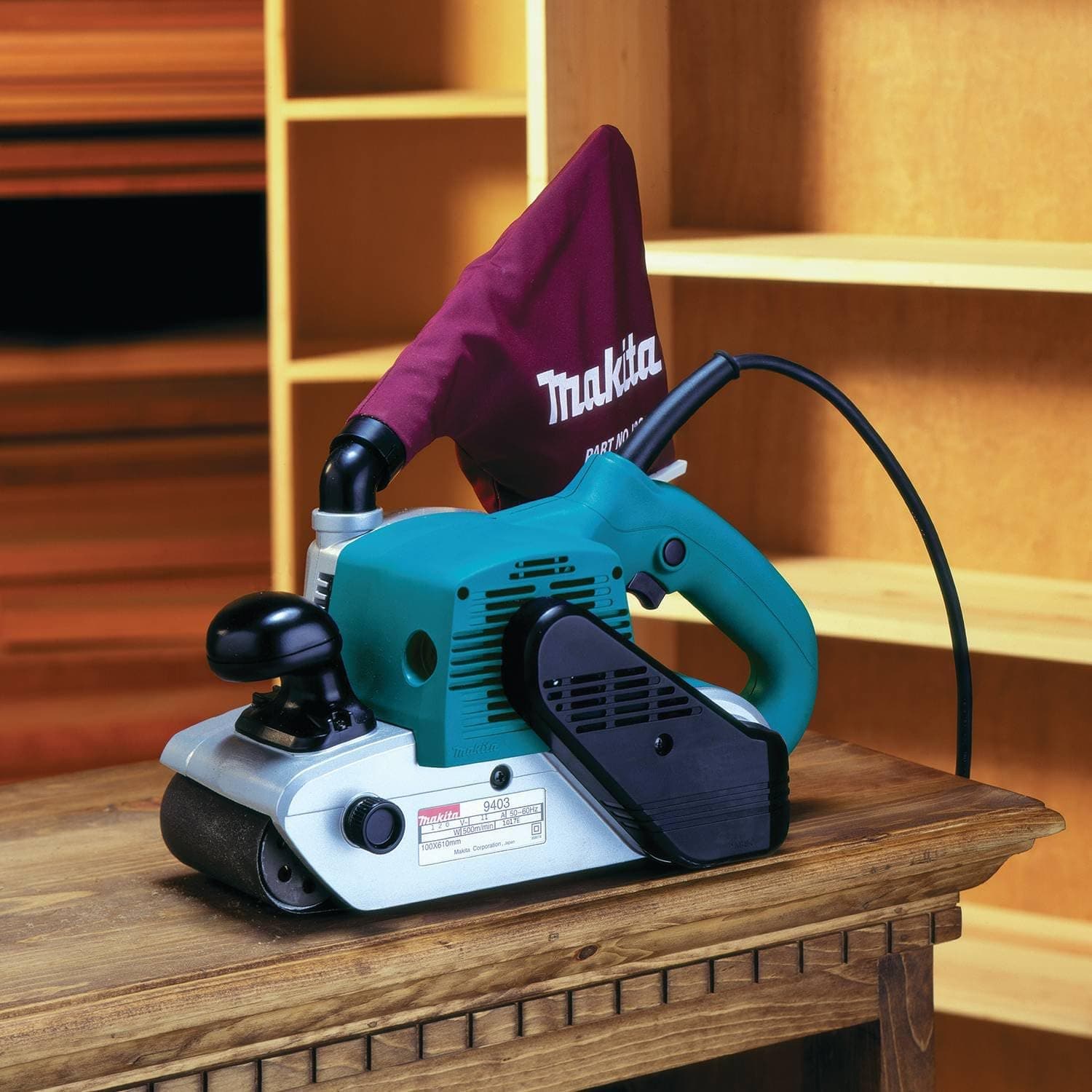Makita 9403 Avis - Sélectionner l'image 2