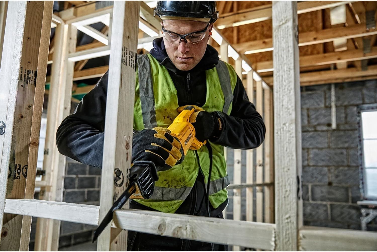 DEWALT DWE305PK-QS Avis - Sélectionner l'image 3